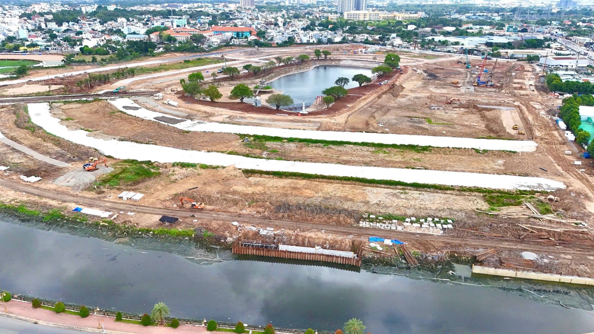 tiến độ thi công hồ gươm xanh